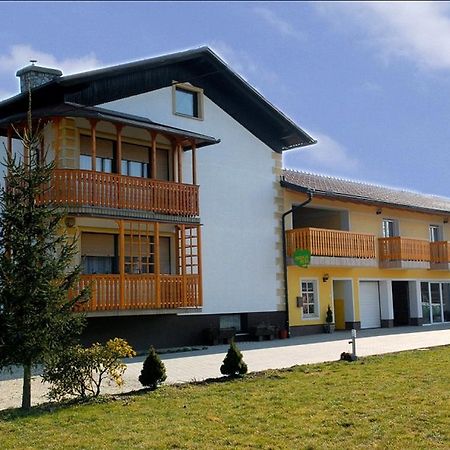 Tourist Farm Salamun Villa Banovci Luaran gambar